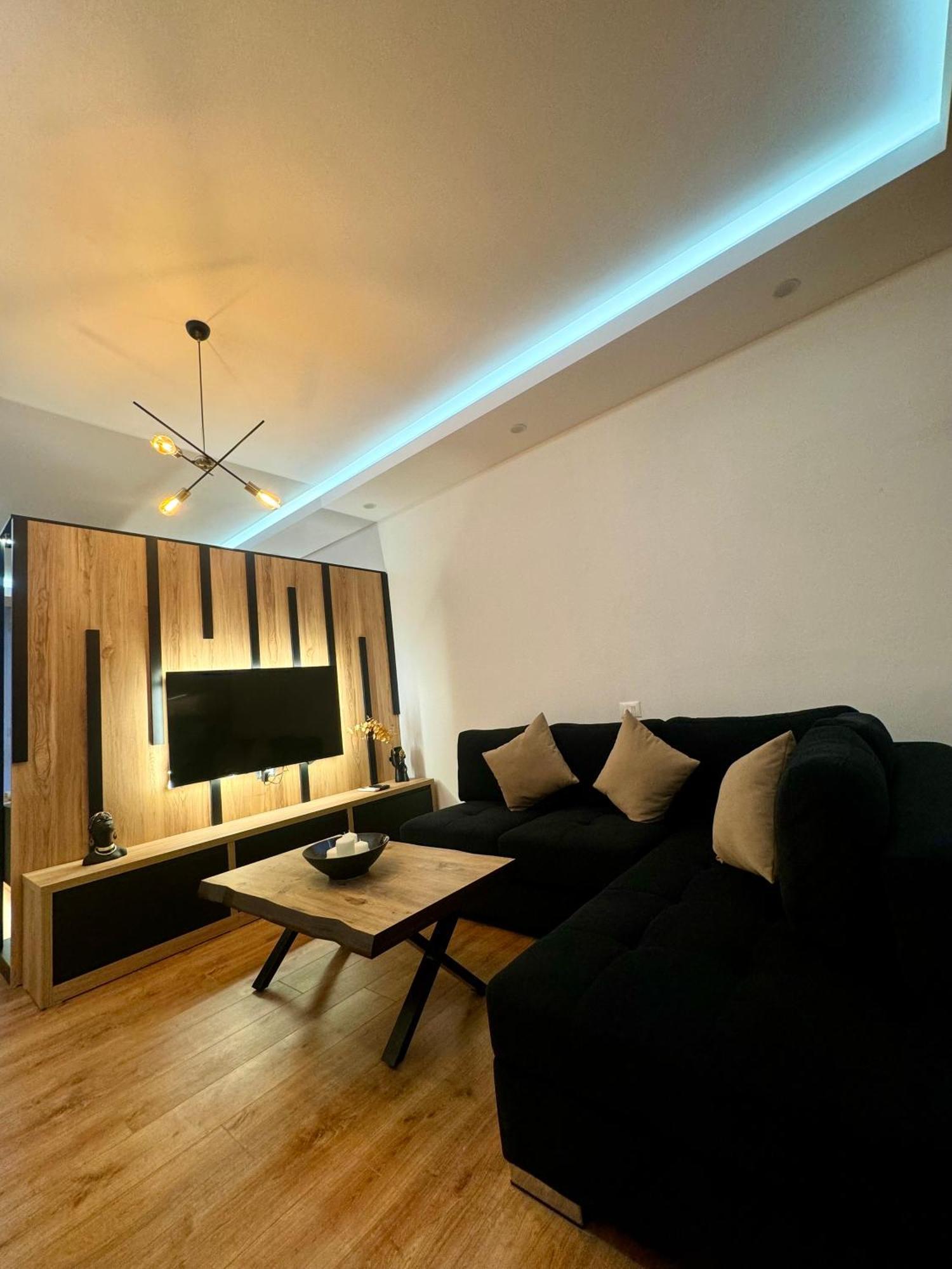 Luxury Central Baba Apartment Shkodër Exterior foto