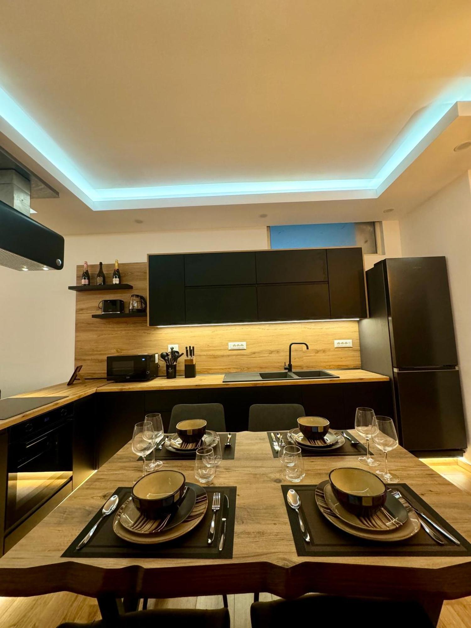 Luxury Central Baba Apartment Shkodër Exterior foto